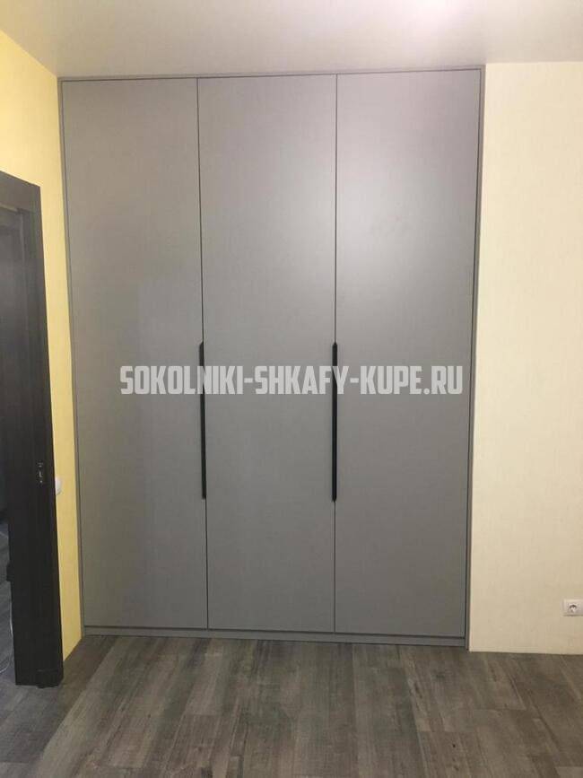 Распашные шкафы Сокольники