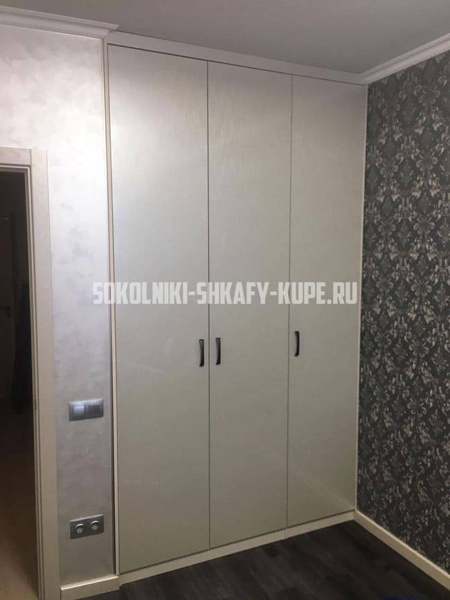 Распашные шкафы Сокольники